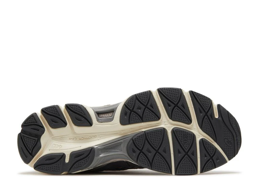 Asics Gel-NYC Oatmeal Obsidian Grey – Image 5