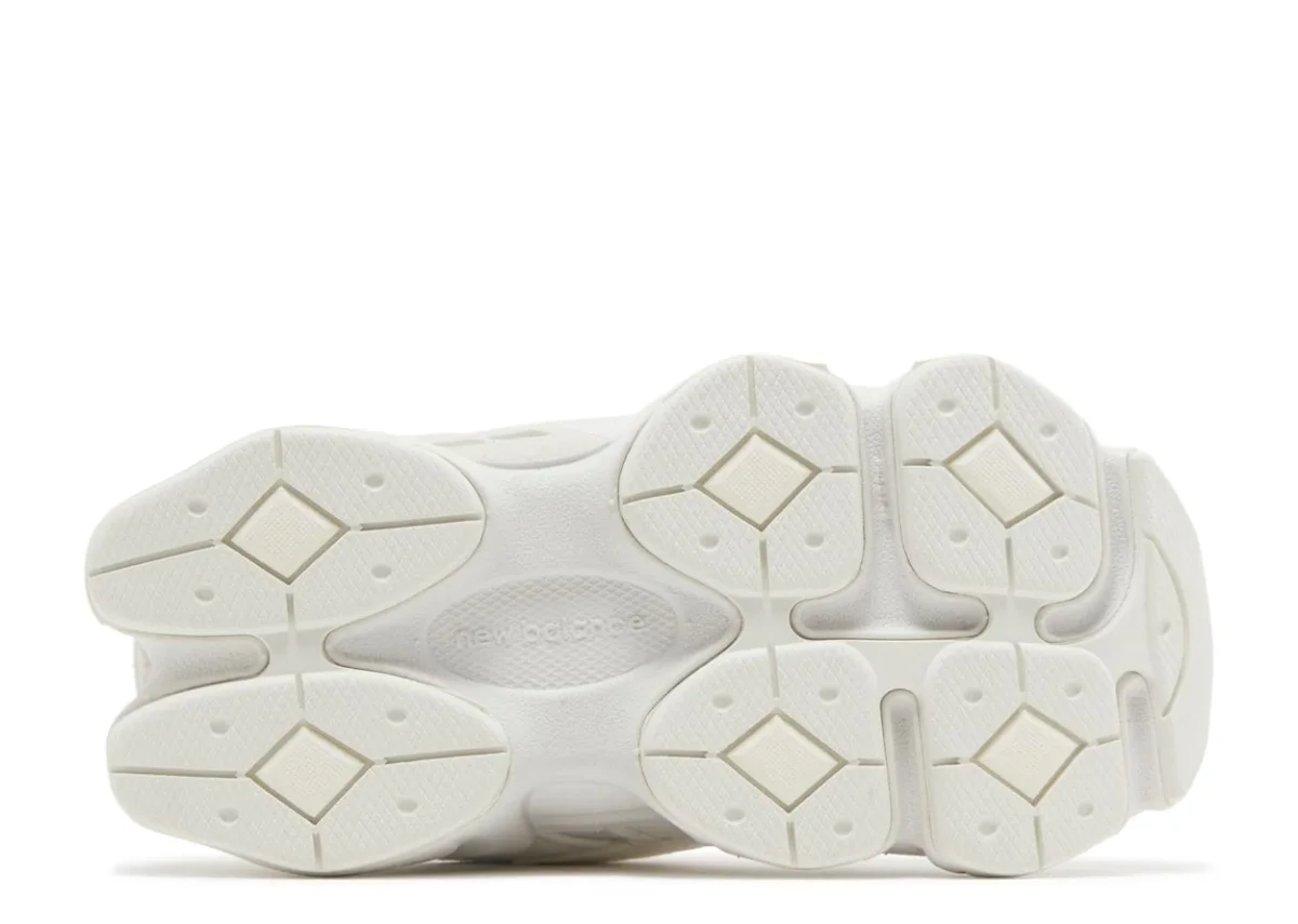 New Balance 9060 Reflection (TD) – Image 5