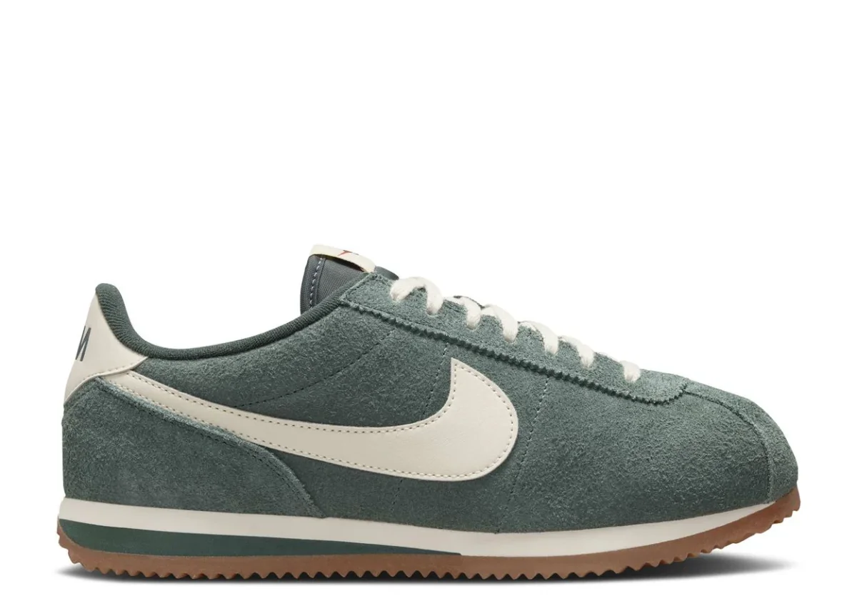 Nike Cortez Vintage Vintage Green Gum – Image 2